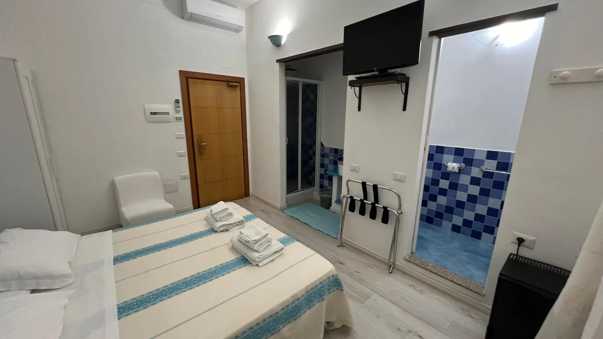 Hotel Da Cecco Santa Teresa Gallura 3*,  Italy