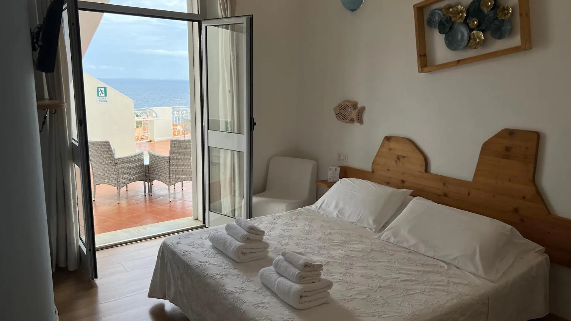 Hotel Da Cecco Santa Teresa Gallura 3*,