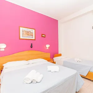 arlino.riccione-hotels.org/